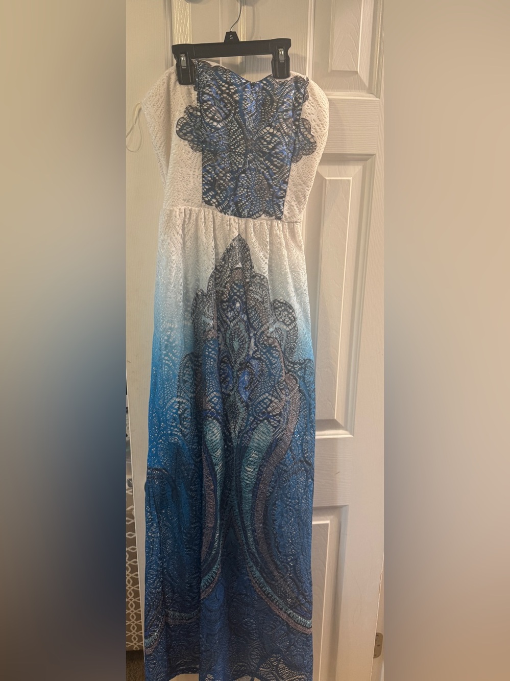 Stilettos Medium women’s strapless summer White and Blue Lace-Print Dress